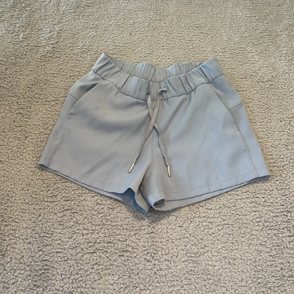 Lululemon On The Fly Short *Woven *2.5
